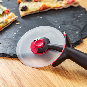 Cuțit pentru pizza Ingenio K2071114, calitate premium, design inovator, fără BPA sau ftalați, lamă de inox, plastic, negru