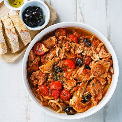 Cratiță XL Force C3853253, înveliș antiaderent 100% sigur, de lungă durată, Thermo-Signal™, bază Diffusion+, 24 cm, aluminiu, negru