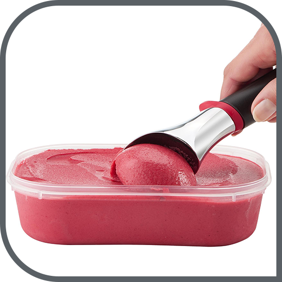 Ideală pentru a servi inghețata ta favorită